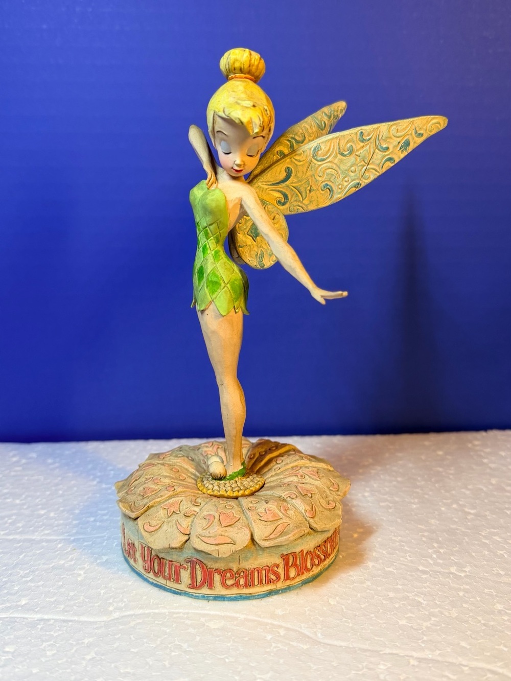 Jim Shore Tinker Bell “Let Your Dreams Blossom” Figurine on Floral Base